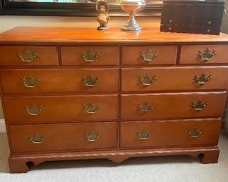 Vintage double dresser, cherry; 1950s, Cannon Furniture, Massachusetts, 8 drawers with divided upper drawers.