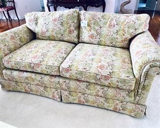 #58- vintage Henredon loveseat.  
65L. 35D. 28T. Seat height 18”t.  $300
Almost perfect condition. 