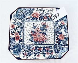 Decorative plate from Japan. 
13w 11t. $35
