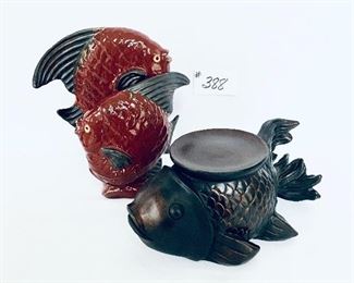 Pair of fish. Red ceramic 13t 
faux wood.16w.  Pair $28
