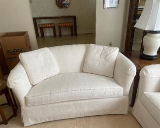 Love Seat Sherrill Mfs. 
