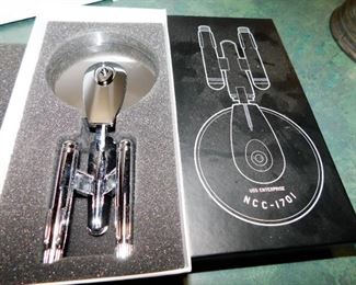 Star Trek USS Enterprise NCC-1701 Pizza Cutter