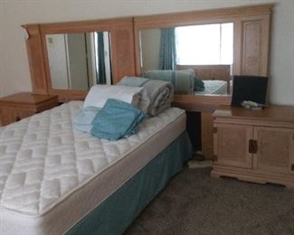 A couple screws brings end tables closer filling the gap