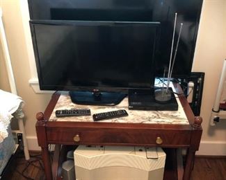 Bose stereo and 3 LCD TV, marble top table