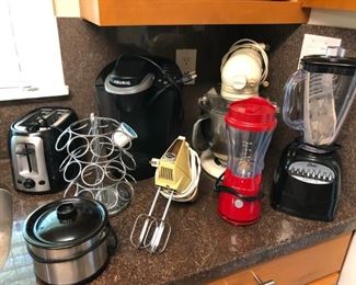 KitchenAid Mixer plus misc kitchen items