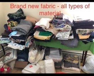 Sewist’s dream! Many types of unused fabrics 