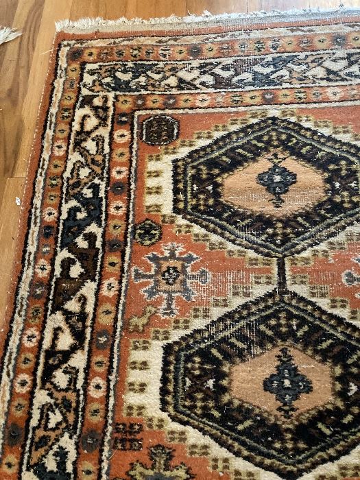 Great design and great colours in this runner