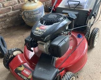 Like-new Toro lawnmower