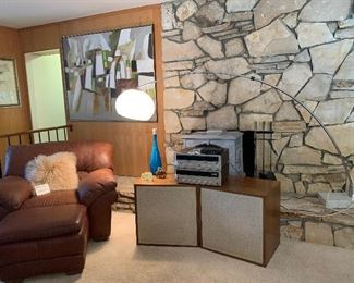 MCM ARC FLOOR LAMP
VINTAGE MARANTZ STEREO
VINTAGE RSL SPEAKERS