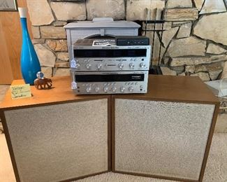 VINTAGE MARANTZ STEREO SYSTEM
VINTAGE RSL SPEAKERS