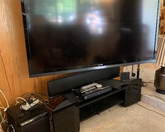 SHARP TV
YAMAHA SOUND BAR