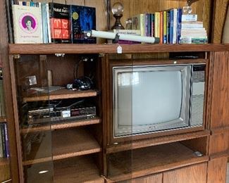 VINTAGE TV