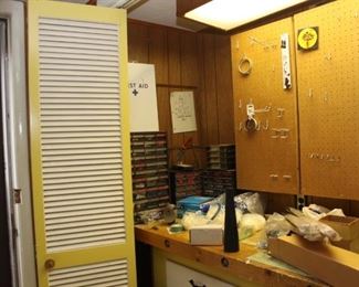 Home Work Bench Items