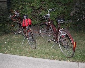 Vintage Schwinn Ten Speed Bikes