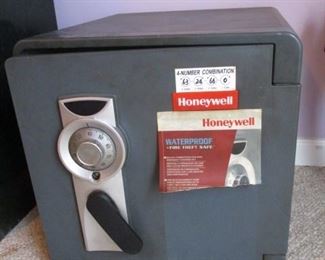 Honeywell Combination Safe