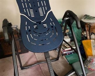 Teeter Hang- ups Inversion table