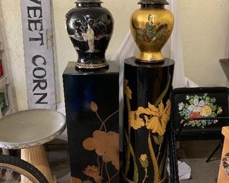 Unique collectible floral pedestals and vases for a bargain price. 