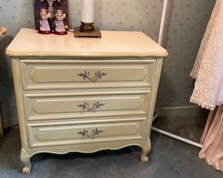 Too big to be a night stand, not big enough to be a stand alone dresser.  Poor little Goldilocks just needs to find the right space where she's just the right size.