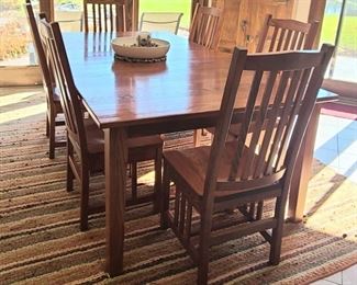 1 of 4 Solid Oak Dinning Table with 6 Chairs and 2 leaves