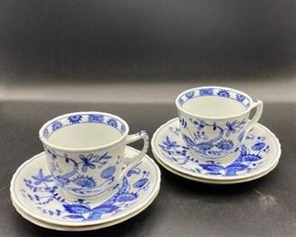 Seymour Mann Blue Onion Tea Coffee Cups and Saucers