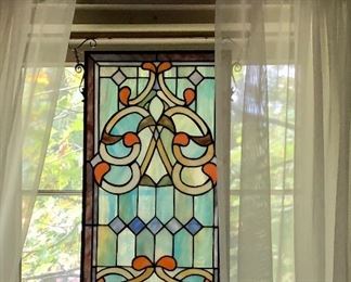 STAINED LEADED GLASS WINDOW 