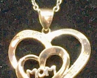 "MOM" PENDANT/NECKLACE