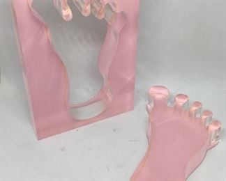 ENGRAVABLE ACRYLIC BABY BIRTH ANNOUNCEMENT FOOT