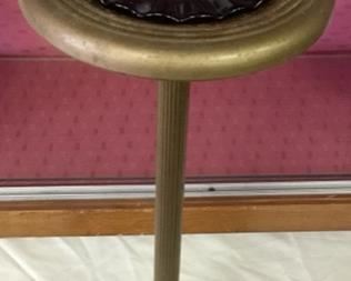 VINTAGE ASHTRAY STAND W/VINTAGE ASHTRAY