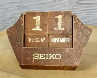 VINTAGE "SEIKO" PERPETUAL CALENDAR