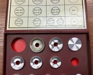 WATCH CRYSTAL INSERTING MACHINE FIXTURES