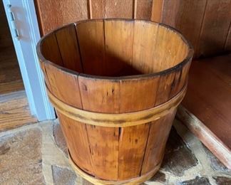 Primitive wood bucket