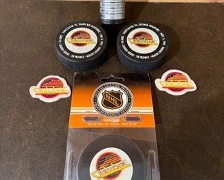 Large collection of vintage NHL guides, record books, media guides, yearbooks, directories and more