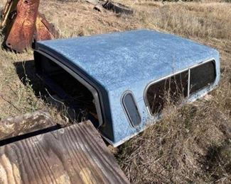 #156 • Toyota Pick up Camper Shell