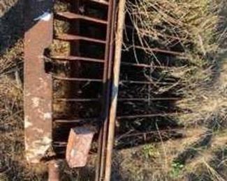 #405 • Cattle Guard Back Drag: Measures Approx: 105” x 55”