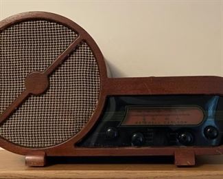 Rare Setchell-Carlson Antique Tube Radio "The Jet" from 1949 (B011) Taking offers