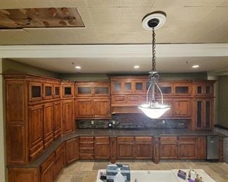 L Shape Wood Spices Knotty Alder Kitchen Display Unit - Contents in and on are NOT INCLUDED - BID FOR CABINETS and COUNTER ONLY 