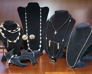 Black White Jewelry  5 Necklaces, 2 Bracelets  3 Pair Of Earrings