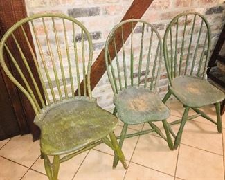 Quaker chairs descended through James and Hannah Cooper, grandparents of James Fenimore Copper the writer. James and Hannah Copper were practicing quakers in the late 18th century .  Chairs date to around 1790s
