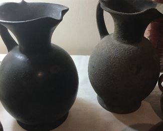 Pair of  Etruscan Bucchoro ware 7th-5th century BC