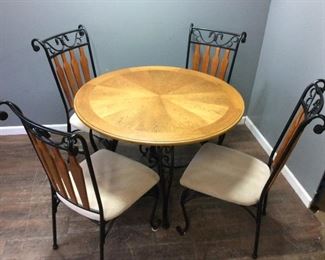 DINETTE TABLE & 4 CHAIRS