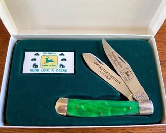 Collector’s Edition John Deere Knife