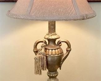 Venetian Style Table Lamp