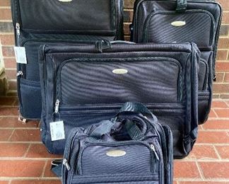 Brand New Samsonite 4 pc Corsica Luggage Set