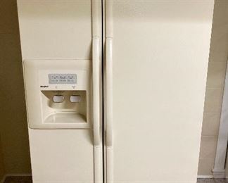 Kenmore Side by Side Refrigerator Freezer