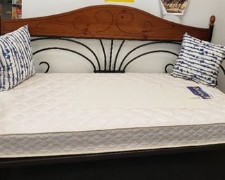 13. New Day Bed