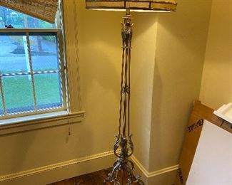 Gorgeous floor lamp