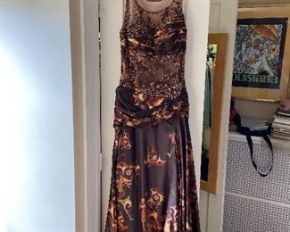 Many beautiful dresses for evening wear.