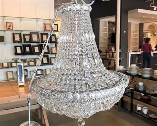 vChandelier