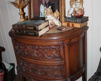 CARVED FRENCH STAND
