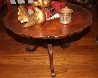 ANTIQUE COFFEE TABLE, 